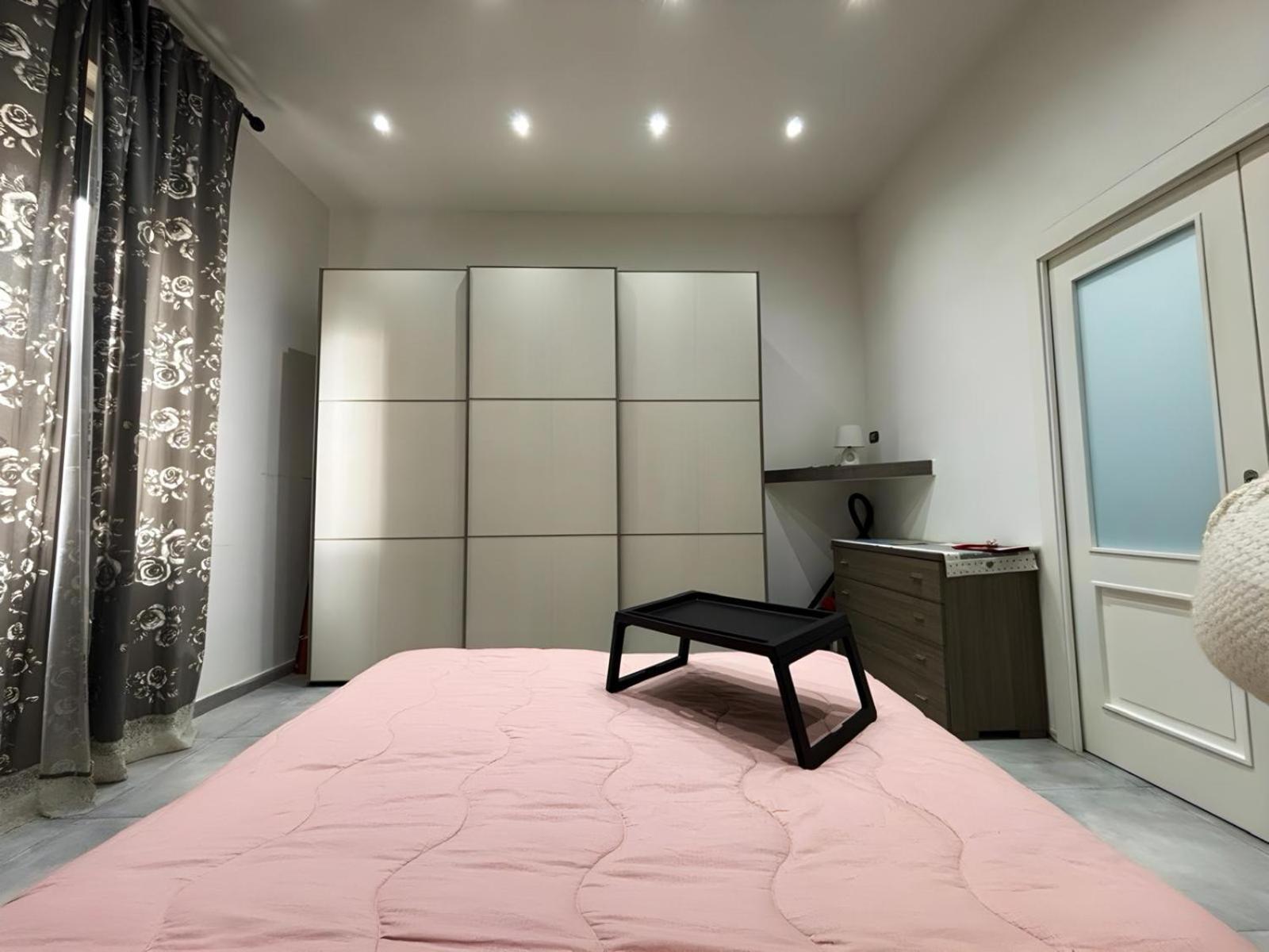 Marta'S Apartment Naples Luaran gambar