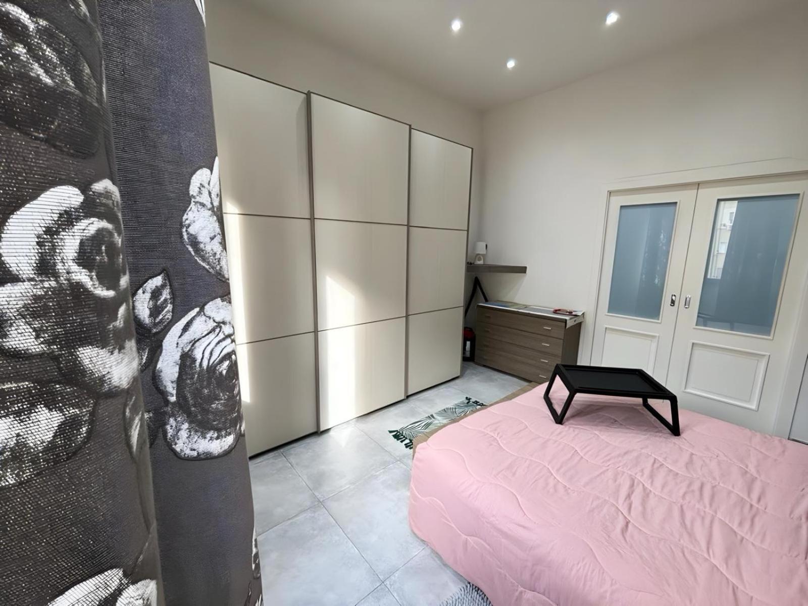 Marta'S Apartment Naples Luaran gambar