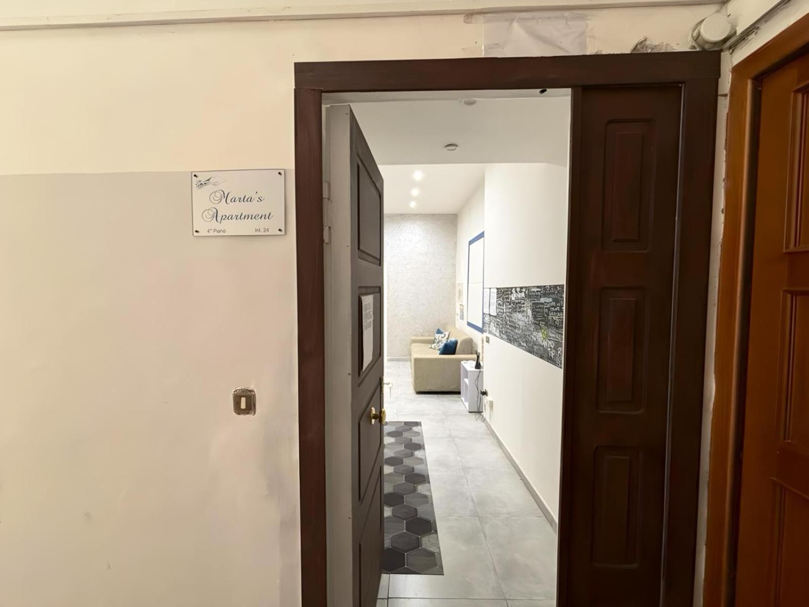 Marta'S Apartment Naples Luaran gambar